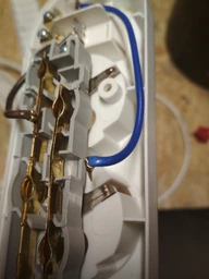Мережевий блок Electrum EL ABS SM-5ES із заземленням 5 розеток (C-SM-1781) фото від покупців 7