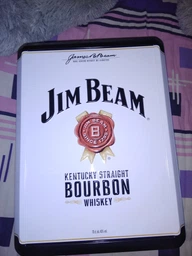 Виски Jim Beam White 4 года выдержки 0.7 л 40% + 2 бокала в железной коробке (5060045588715) фото от покупателей 14