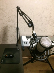 Настольная микрофонная стойка пантограф Tascam TM-AM2 фото от покупателей 4