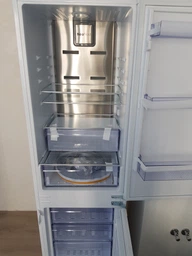Двухкамерный холодильник Beko B3BCNA294HS фото от покупателей 11