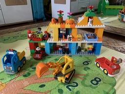 Конструктор LEGO DUPLO Семейный дом 69 деталей (10835) фото от покупателей 14