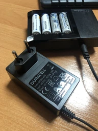 Зарядное устройство Duracell CEF15 (5000394120020) фото от покупателей 8