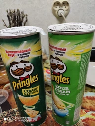 Чипсы Pringles Sour Cream & Onion Сметана-лук 165 г (0.165 кг) (5053990101597) фото от покупателей 8