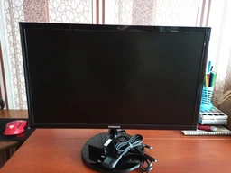 Монитор 21.5" Samsung S22F350F (LS22F350FHIXCI) фото от покупателей 16