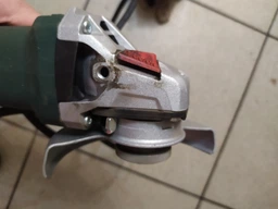 Кутова шліфмашина Metabo WEV 17-125 Quick (600516000)