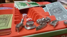 Настольная игра Монополия Украины Monopoly 6123UA Экономическая игра для взрослых и детей на украинском языке фото от покупателей 16
