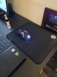 Игровая поверхность SteelSeries QcK Edge Medium Control (SS63822) фото от покупателей 2