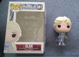 Фигурка Funko Pop! Disney Frozen 2 Elsa 9 см (889698408844) фото от покупателей 6