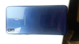 Мобильный телефон Samsung Galaxy M20 4/64GB Ocean Blue (SM-M205FZBWSEK) фото от покупателей 1