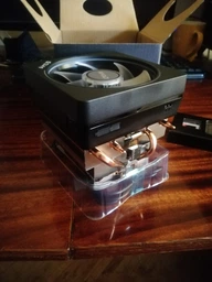 Процесор AMD Ryzen 7 2700X (3.7GHz 16MB 105W AM4) Box (YD270XBGAFBOX) фото від покупців 3