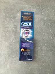 Насадка к электрической зубной щетке Oral-B 3D WHITE (4210201757757) фото от покупателей 9