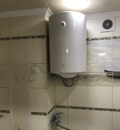 Бойлер ELECTROLUX EWH 50 Quantum Pro