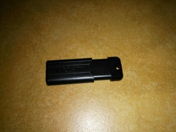 Флеш память USB Verbatim PinStripe 16GB USB 3.2 Gen1 Black (49316) фото от покупателей 1