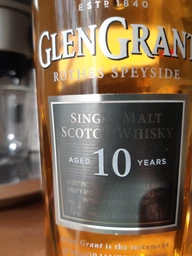 Виски The Glen Grant 10 лет выдержки 0.7 л 40% (080432402979) фото от покупателей 9