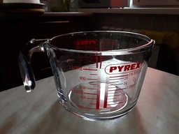 Мірна склянка скляна Pyrex Classic 1 л 264B000 фото від покупців 1