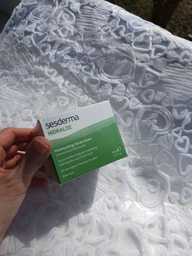 Увлажняющий крем Sesderma Hidraloe c алоэ вера 50 мл (8470003635158) фото от покупателей 3