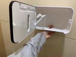 Держатель для туалетной бумаги клеящийся MBM HOME BP-15 WHITE/BLACK белый/черный фото от покупателей 1