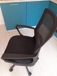 Офисное кресло Special4You Alera black (E7047) фото от покупателей 1