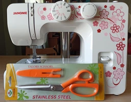 Швейная машина JANOME E-Line 15 фото от покупателей 9