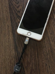 Кабель Baseus Horizontal Data Cable (With An Indicator Lamp) USB For iP 2.4A 1m CALSP-B01 Black фото від покупців 1