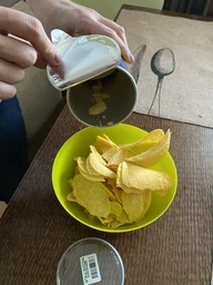 Чипсы Pringles Cheese Сыр 165 г (0.165 кг) (5053990106981) фото от покупателей 15