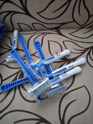 Одноразовые станки для бритья (Бритвы) мужские Gillette Blue 3 Simple 8 шт (7702018429660) фото от покупателей 1