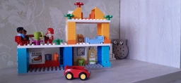 Конструктор LEGO DUPLO Семейный дом 69 деталей (10835) фото от покупателей 5