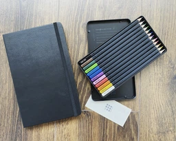 Подарочный набор Moleskine Art Скетчбук 13 х 21 см 104 страницы без линовки + 12 Цветных Акварельных Карандашей (8058647620404) фото от покупателей 5
