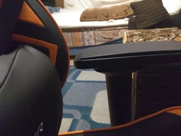 Кресло для геймеров DXRacer Racing OH/RV131/NО (чёрное/оранжевые вставки) (60115) фото от покупателей 4
