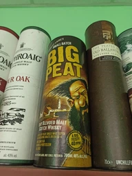 Виски Douglas Laing Big Peat 0.7 л 46% в тубусе (5014218776256)