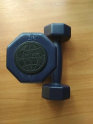 Набір із двох пластикових гантелі InterAtletika по 1 кг Синій (ST 560.1-1) фото від покупців 8