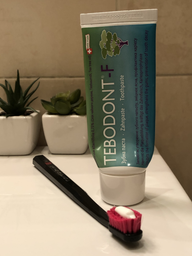 Зубная паста Dr. Wild Tebodont-F с маслом чайного дерева и фторидом 75 мл (7611841701068) фото от покупателей 15