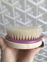 Щітка для сухого масажу EcoTools "Dry Body Brush" бамбукова ручка із синтетичним ворсом / щетиною середньої жорсткості для лімфодренажу тіла від целюліту (1 шт.) фото від покупців 8