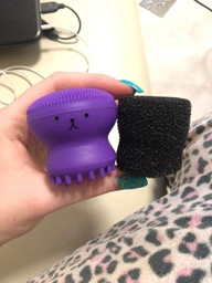 Силіконова щітка для очищення пор і масажа обличчя Etude House My Beauty Tool Exfoliating Jellyfish Silicon Brush фото від покупців 5