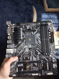 Материнська плата Gigabyte B450M DS3H (sAM4, AMD B450, PCI-Ex16)