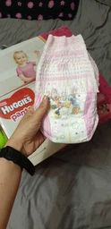 Підгузки Huggies Little Movers Pants 6 (15-25 кг) для дівчаток 88 шт (5029054568217) фото від покупців 18