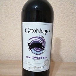 Вино Gato Negro красное полусладкое 0.75 л (7804300136895)