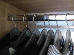 Набір вішалок для одягу Proff "Wooden Design" 3 шт. Grey (PF2601849/Gry) фото від покупців 7