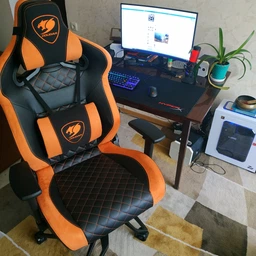 Крісло геймерське Cougar Armor Titan Pro Royal Black фото від покупців 9