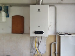 Газовый проточный водонагреватель Electrolux GWH 10 NanoPlus 2.0 EU фото от покупателей 5