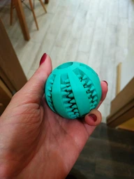 Игрушка для собак мяч бейсбольный со вкусом мяты 6СМ Trixie Mint фото от покупателей 14