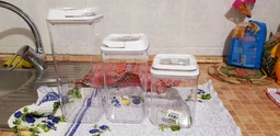 Контейнер для сипких продуктів ARDESTO Fresh вакуумний 1.7 л Білий (AR1317WP) фото від покупців 7