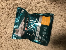 Сухий корм для стерилізованих кішок Purina One Sterilcat з куркою 1500 г фото від покупців 6