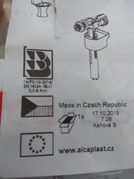 Впускной клапан для бачка с боковым подводом пластиковая резьба Alca Plast A150-1/2" фото от покупателей 1