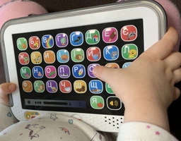 Розумний планшет з технологією Smart Stages укр.-англ. Fisher-Price (FBR86)