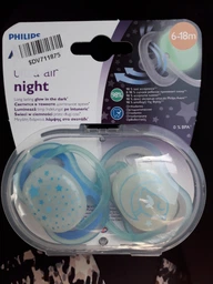 Пустышка Philips AVENT Ultra Air Ночная 6-18 мес для мальчиков / нейтральная 2 шт (SCF376/21) фото от покупателей 7