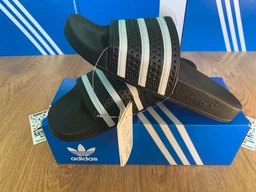 Мужские шлепанцы для пляжа Adidas Adilette 280647 42 (8UK) 26.5 см Cblack/White/Cblack (4893980584631) фото от покупателей 4