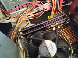 Ігрова оперативна пам'ять Corsair DDR2 4Gb (2Gb+2Gb) 800MHz PC2 6400U CL5 (CM2X2048-6400C5) Б/У фото від покупців 2