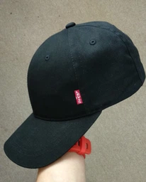 Кепка чоловіча Levi's Classic Twill Red Tab Baseball Cap 77136-0157 One Size Regular Black (7613267725437) фото від покупців 3