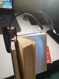LED мини лампа Light светильник на прищепке клипсе для чтения книг фото от покупателей 15